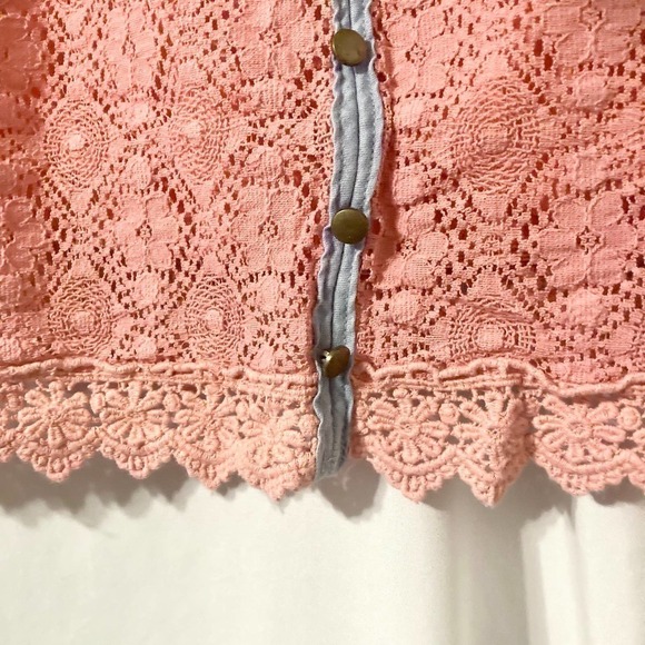 Rue21 Women's M Pink Crocheted Crop Top with Blue Trim - Picture 7 of 9